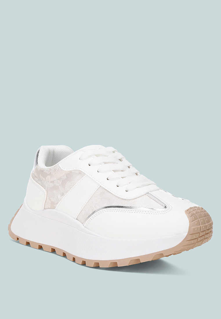 Squeaker Colorblocked Casual Sneakers